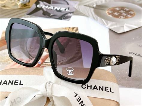 chanel oversized sunglasses womens